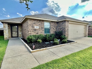 1052 Decker Dr, Royse City, TX 75189