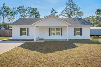 68 Iris Ln, Defuniak Springs, FL 32433