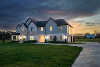 985 Dyer Rd, Argyle, TX 76226