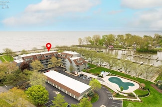 645 Mariner Village, Huron, OH 44839