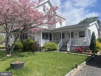 24 Edgewood Ave, Cedarville, NJ 08311