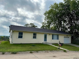 716 N 3rd St, Nebraska City, NE 68410