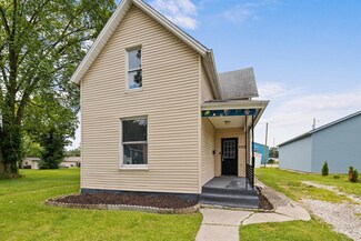 2722 Weisser Park Ave, Fort Wayne, IN 46806