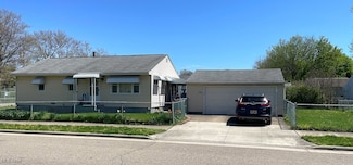 1132 Battles Ave, Akron, OH 44314