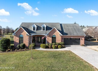 3737 Riverbrook Dr, Louisville, TN 37777