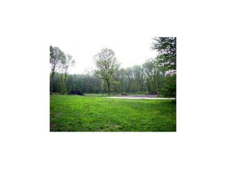 20 Barton Ave, Warren, RI 02885