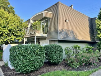 111 La Fontenay Ct, Louisville, KY 40223