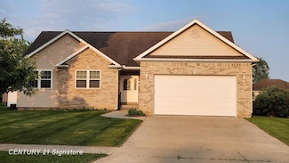 350 Wildflower Ln, Lapeer, MI 48446