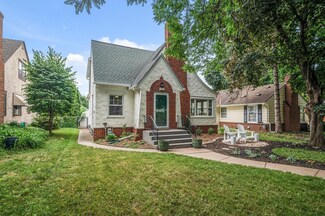 594 Warwick St, Saint Paul, MN 55116