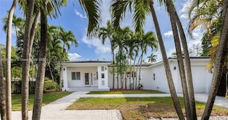 380 Morningside Dr, Miami Springs, FL 33166