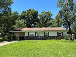 507 S Railroad St, Matthews, MO 63867