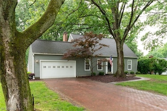 250 Hartford Dr, Hudson, OH 44236
