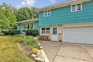1047 Home Place, Faribault, MN 55021