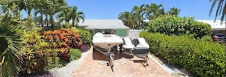 82 Aqua Ra Dr, Jensen Beach, FL 34957