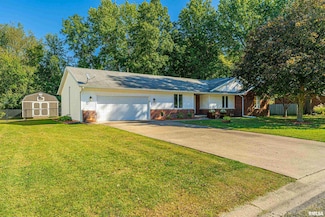 308 Autumn Dr Unit 1, Dawson, IL 62520