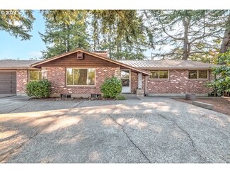 11118 SE Main St, Portland, OR 97216