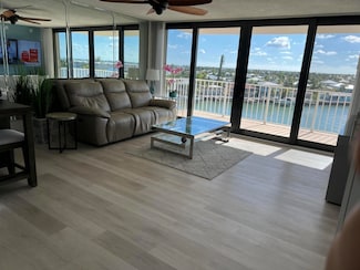 2000 Coco Plum Dr Unit 605, Marathon, FL 33050