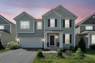 8643 Crooked Maple Dr, Blacklick, OH 43004
