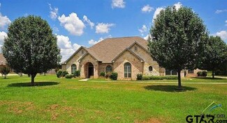 15233 Wagon Wheel Cir, Chandler, TX 75758