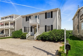 16 Elm Ave, Narragansett, RI 02882