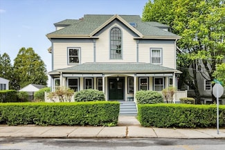 44 Baker Ave Unit 1, Beverly, MA 01915