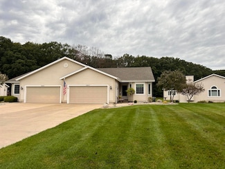 3847 Fairway Dr Unit 21, Norton Shores, MI 49441