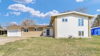 317 Naples Dr, Rantoul, IL 61866