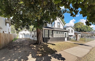 303 Cesar Chavez St, Saint Paul, MN 55107