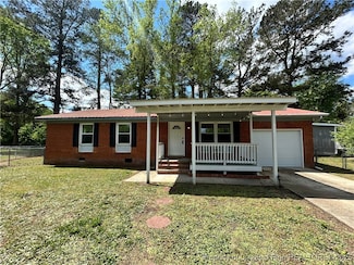 711 Reggie Ct, Spring Lake, NC 28390