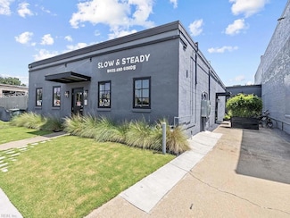 2406 Colley Ave, Norfolk, VA 23517