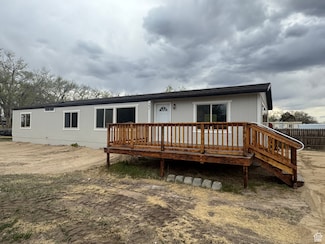 22 S 400 E, Myton, UT 84052