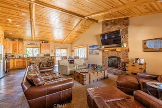 307 Oriole Dr, Big Bear Lake, CA 92315