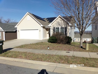 233 Overview St, Waynesboro, VA 22980