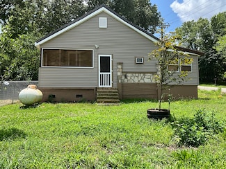 929 Race St, Thayer, MO 65791
