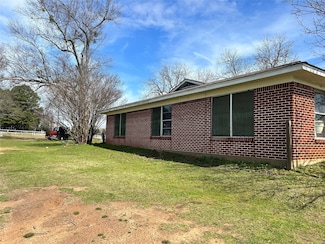 907 County Road Se 3430, Winnsboro, TX 75494