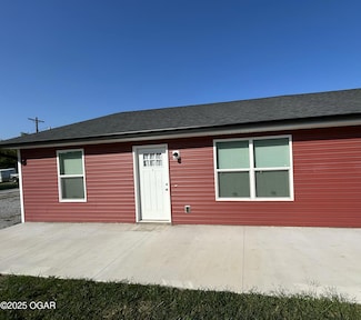 118 W Daugherty St Unit A, Carterville, MO 64835