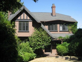 615 N Yakima Ave, Tacoma, WA 98403