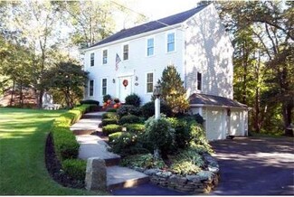10 Howland Rd, Berkley, MA 02779