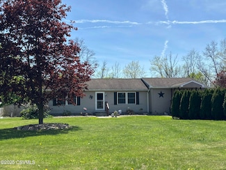 220 Spring Lake Crest, Watsontown, PA 17777