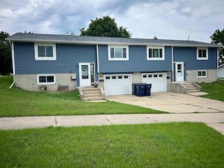 2046 Williamsburg Place, Janesville, WI 53548