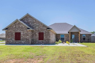 7655 Northgate Dr, Elgin, OK 73538
