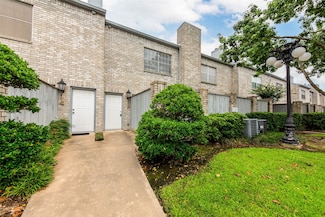 368 Wilcrest Dr Unit 368, Houston, TX 77042