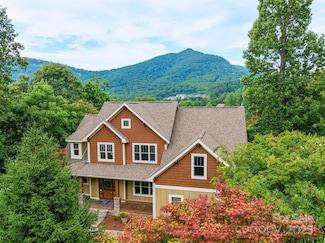 103 Village Pointe Ln, Asheville, NC 28803