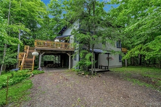 7 Woodstock Rd, Glenwood, NY 14069