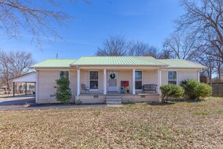 45 Daniel St, Savannah, TN 38372