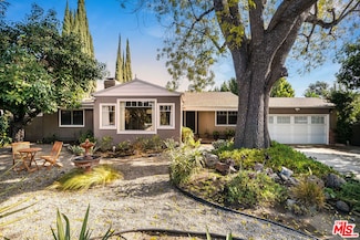 4538 Lemp Ave, North Hollywood, CA 91602