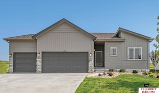 11735 S 113th Ave, Papillion, NE 68046