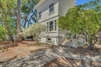 107 E J St, Benicia, CA 94510