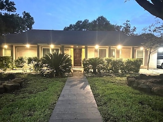 5535 Valkeith Dr, Houston, TX 77096