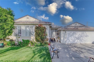 1419 S Hesperian St, Santa Ana, CA 92704